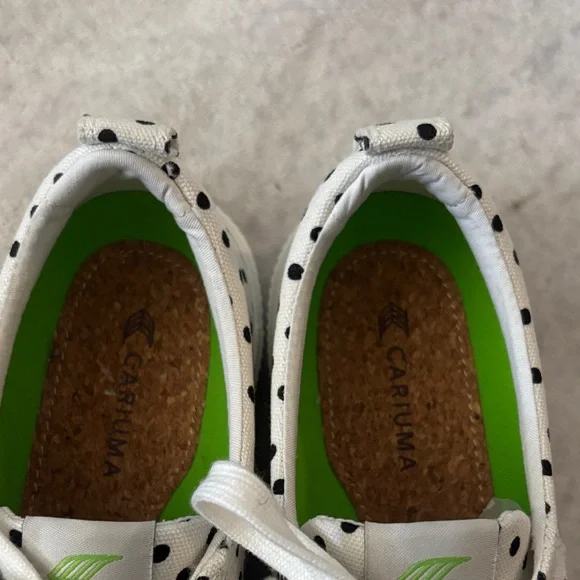 Cariuma Oca Low White Sneakers with Black Dots - Picture 5 of 9